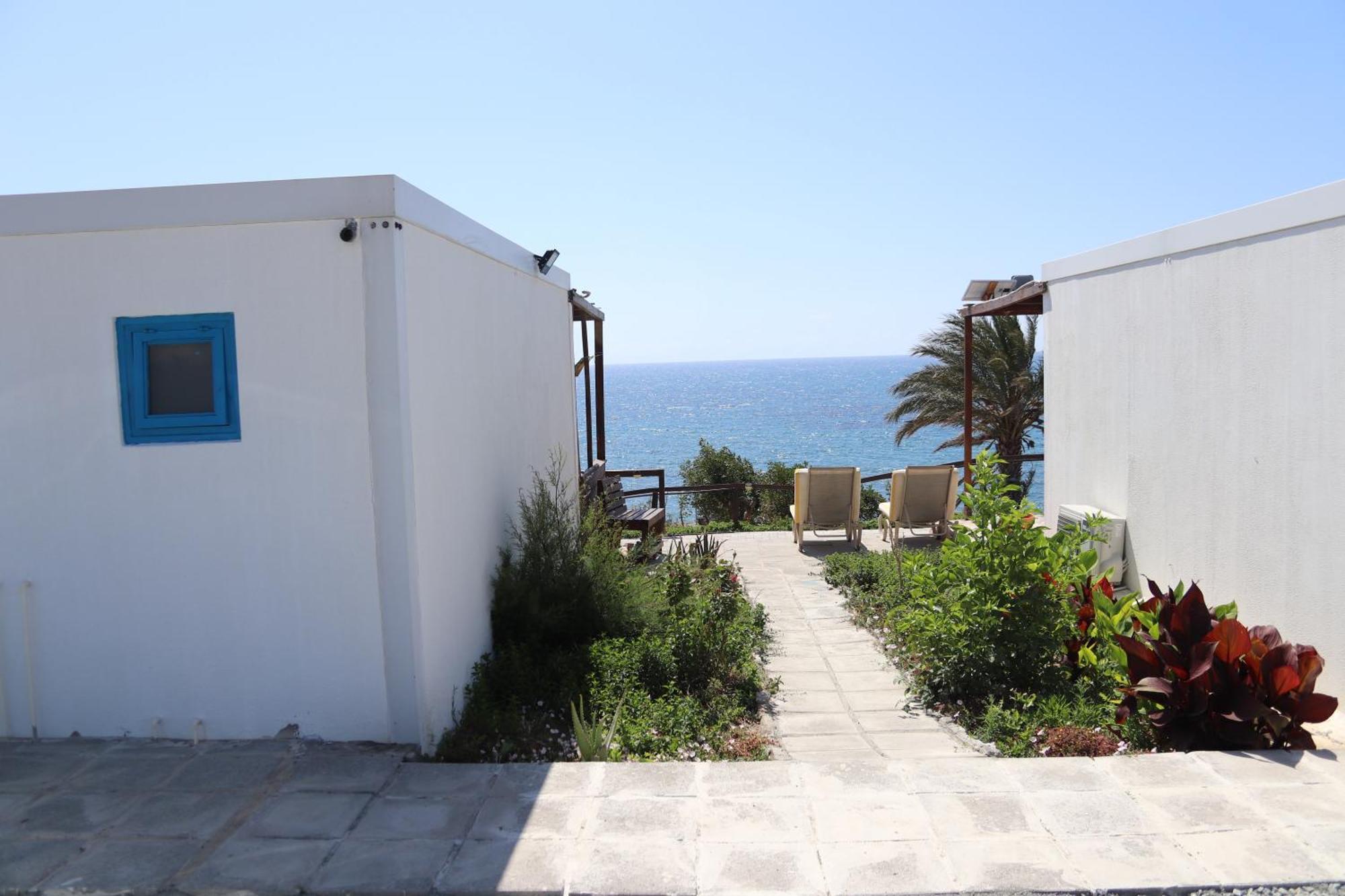 Summer Dream Cyprus Maroni 外观 照片